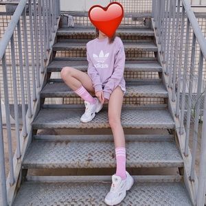 adidas falcon sneaker